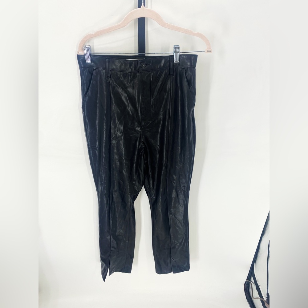 Abercrombie & Fitch The Skinny Ultra High Rise Vegan Leather Pants Sz 30 - Picture 3 of 5